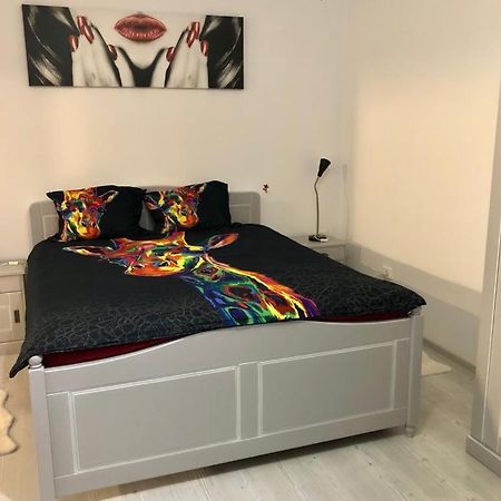 Good Mood Apartment Bragadiru ภายนอก รูปภาพ